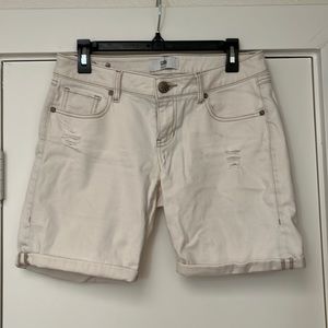 Denim distressed shorts